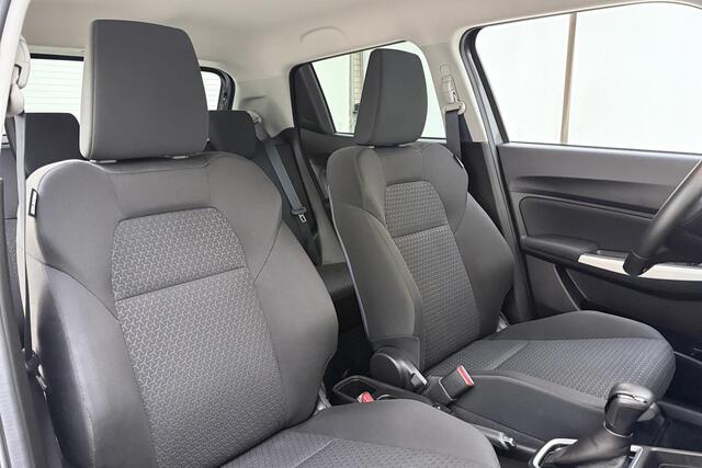 Suzuki SWIFT 1.2 Select 90pk | Automaat | Camera | Navigatie | Trekhaak | Airco | Stoelverwarming | Lichtmetalen Velgen | Unieke kilometerstand
