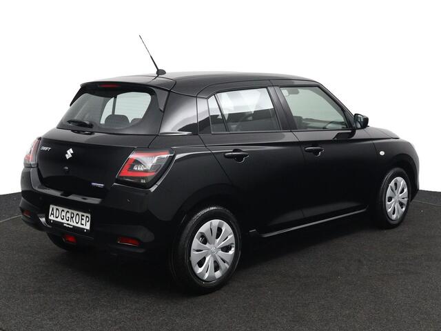 Suzuki SWIFT 1.2 Comfort Smart Hybrid | Super aanbieding! | ¤2.500,- korting! | Nieuwe Auto | Navigatie | Keyless Entry | Adaptieve Cruise control | Achteruitrijcamera | Parkeersensoren Achter |