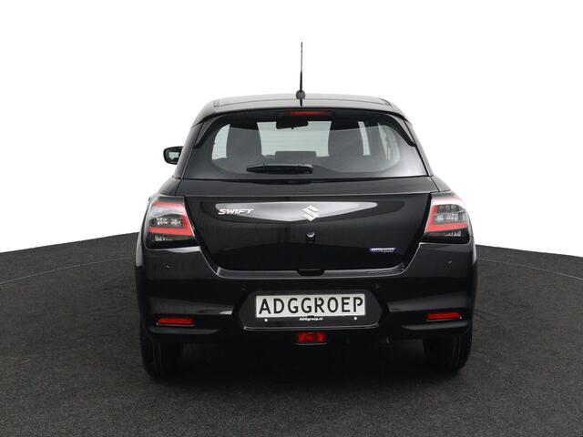 Suzuki SWIFT 1.2 Comfort Smart Hybrid | Super aanbieding! | ¤2.500,- korting! | Nieuwe Auto | Navigatie | Keyless Entry | Adaptieve Cruise control | Achteruitrijcamera | Parkeersensoren Achter |
