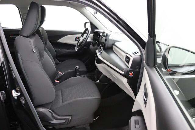 Suzuki SWIFT 1.2 Comfort Smart Hybrid | Super aanbieding! | ¤2.500,- korting! | Nieuwe Auto | Navigatie | Keyless Entry | Adaptieve Cruise control | Achteruitrijcamera | Parkeersensoren Achter |