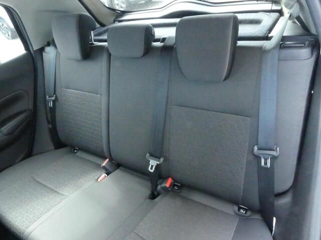 Suzuki SWIFT Style 1.2 Smart Hybrid 82PK 5DRS Navigatie, Parkeerhulp achter, Camera Achter, Lichtmetalen velgen