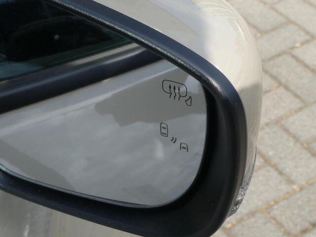 Suzuki SWIFT Style 1.2 Smart Hybrid 82PK 5DRS Navigatie, Parkeerhulp achter, Camera Achter, Lichtmetalen velgen