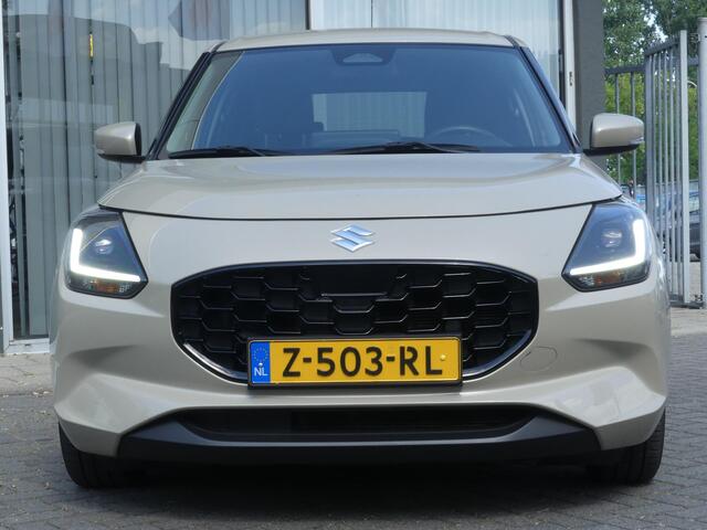 Suzuki SWIFT Style 1.2 Smart Hybrid 82PK 5DRS Navigatie, Parkeerhulp achter, Camera Achter, Lichtmetalen velgen