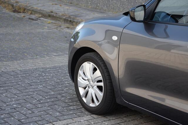 Suzuki SWIFT 1.2 Select | Rijklaarprijs!! | Volledig dealer onderhouden en 1e eigenaar | Lichte optische gebruikerssporen |