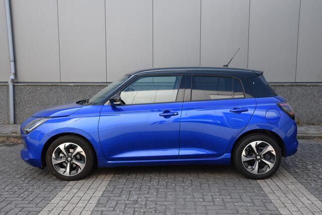Suzuki SWIFT 1.2 Style Smart Hybrid | DEMO-deal!! | Two-tone | tot 10 jaar garantie!!! |