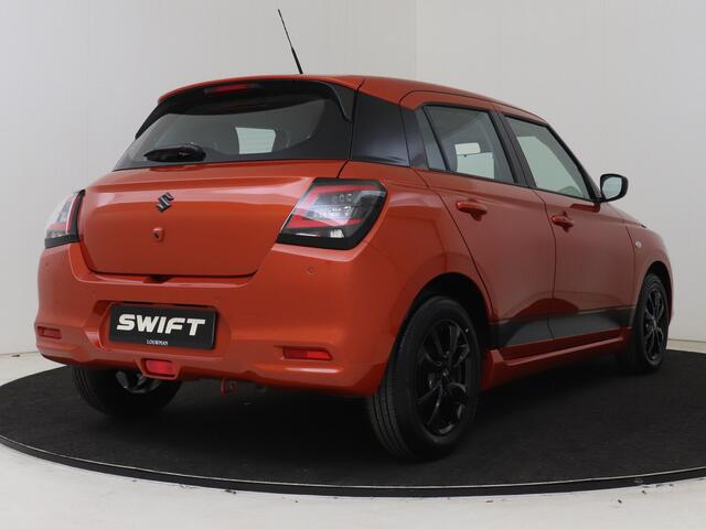 Suzuki SWIFT 1.2 Blackline Smart Hybrid Ltd. | Smart Entry & Start | Apple Carplay & Android Auto | 10 jaar Fabrieksgarantie |