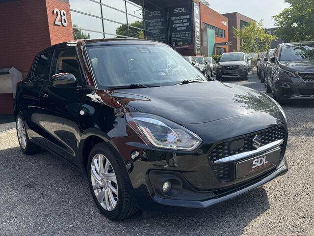 Suzuki SWIFT 1.2 Style Smart Hybrid // NAVI // CAMERA // STOELVERWARMING // ADAPTIVE CRUISE // AIRCO //