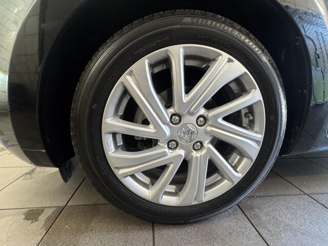 Suzuki SWIFT 1.2 Style Smart Hybrid // NAVI // CAMERA // STOELVERWARMING // ADAPTIVE CRUISE // AIRCO //