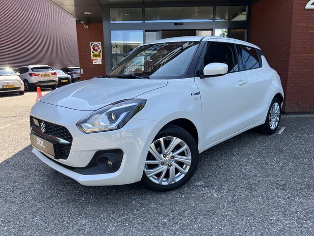 Suzuki SWIFT 1.2 Style Smart Hybrid // DODEHOEK // ADAPT. CRUISE // CAMERA+SENSOREN // STOELVERWARMING // APPLE-ANDROID AUTO //