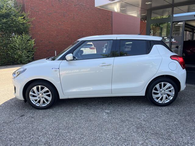 Suzuki SWIFT 1.2 Style Smart Hybrid // DODEHOEK // ADAPT. CRUISE // CAMERA+SENSOREN // STOELVERWARMING // APPLE-ANDROID AUTO //