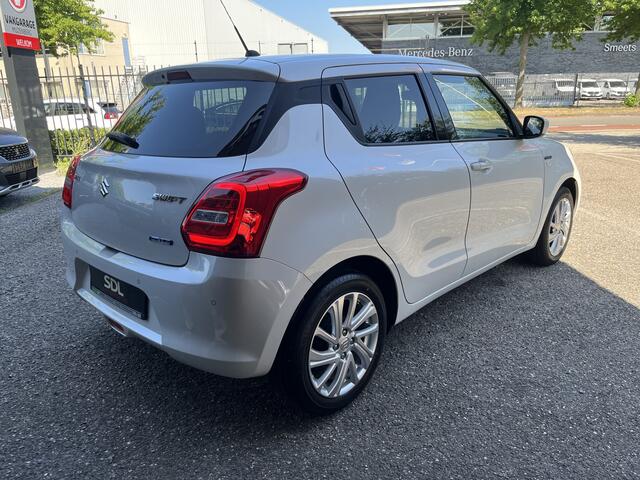 Suzuki SWIFT 1.2 Style Smart Hybrid // DODEHOEK // ADAPT. CRUISE // CAMERA+SENSOREN // STOELVERWARMING // APPLE-ANDROID AUTO //