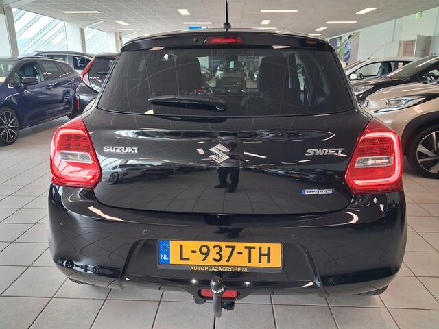 Suzuki SWIFT 1.2 Style Smart Hybrid