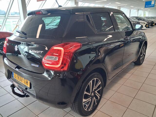 Suzuki SWIFT 1.2 Style Smart Hybrid