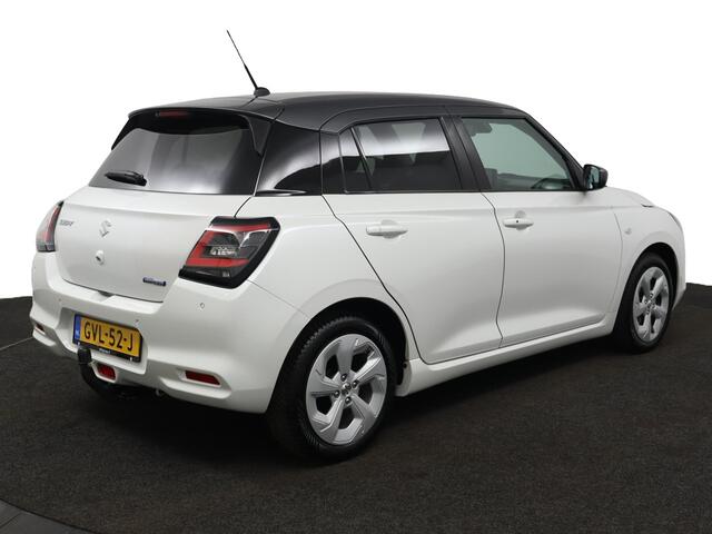 Suzuki SWIFT 1.2 Select Smart Hybrid | Apple CarPlay & Android Auto | Camera | Adaptieve Cruise Control | Stoelverwarming | Lichtmetalen velgen |