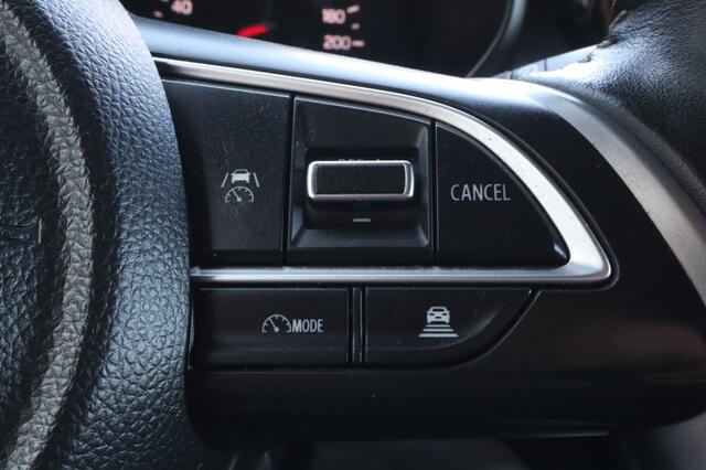 Suzuki SWIFT 1.2 Select Hybrid AdaptiveCruise | Carplay