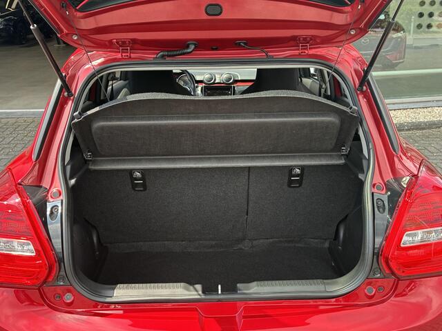 Suzuki SWIFT 1.4 Sport Smart Hybrid | Adaptief cruise | Climate control | Rijklaarprijs |