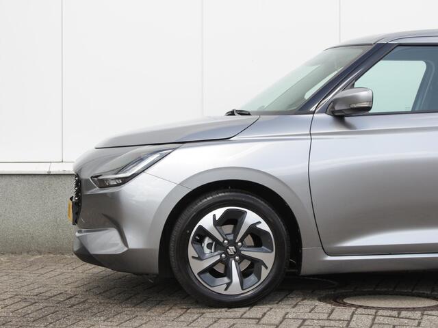 Suzuki SWIFT 1.2 Style Smart Hybrid Automaat | Navi | Adap. Cruise | Camera | Lm-Velgen