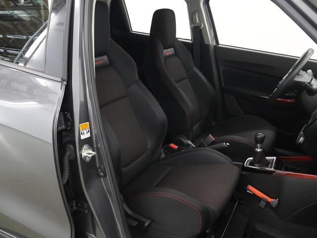 Suzuki SWIFT 1.4 Sport Smart Hybrid | LED | Navigatie | Sportstoelen | Camera | Climate Control | Stoelverwarming | Adaptieve Cruise Control | Dodehoek detectie |