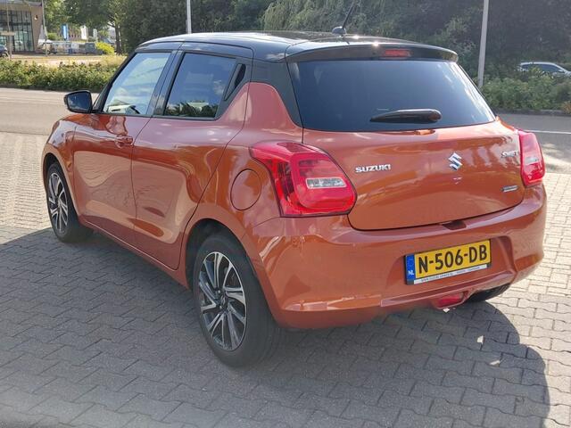 Suzuki SWIFT 1.2 STYLE SMART HYBR. KEYLESS CARPLAY ECC CAMERA NAVI ADD. CRUISE