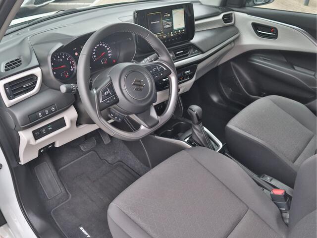 Suzuki SWIFT 1.2 Style Smart Hybrid CVT Automaat Navigatie | Camera | Stoelverwarming | LED | Keyless
