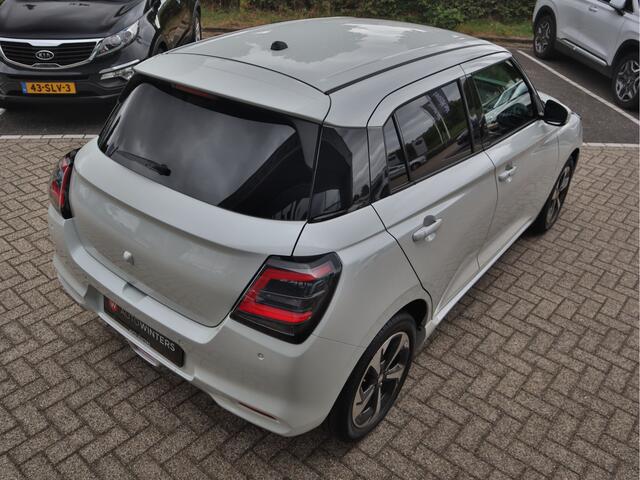 Suzuki SWIFT 1.2 Style Smart Hybrid CVT Automaat Navigatie | Camera | Stoelverwarming | LED | Keyless