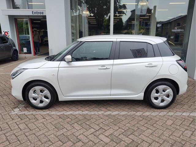 Suzuki SWIFT 1.2 SELECT SMART HYBRID Direct Leverbaar | Tot 10 JAAR GARANTIE! | Inclusief ¤ 2.400,- Voorraad Voordeel