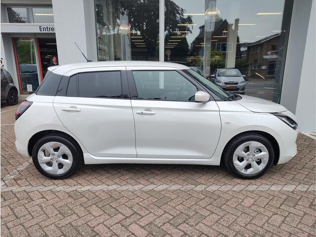Suzuki SWIFT 1.2 SELECT SMART HYBRID Direct Leverbaar | Tot 10 JAAR GARANTIE! | Inclusief ¤ 2.400,- Voorraad Voordeel
