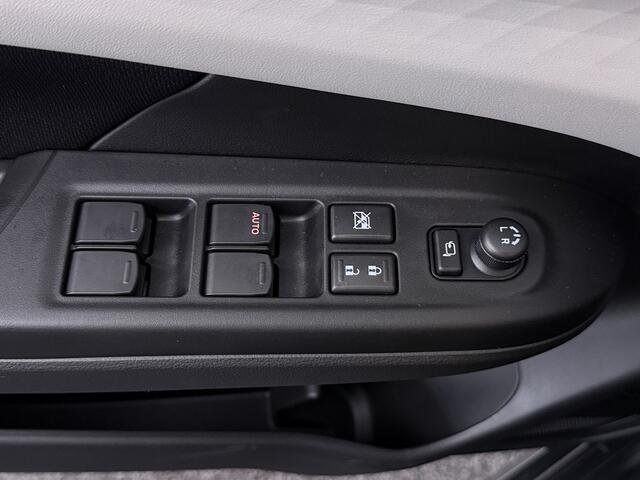 Suzuki SWIFT 1.2 Style Smart Hybrid | Automaat | Apple Carplay / Android Auto | Cruise control | Climate control | Navigatie | Keyless entry |