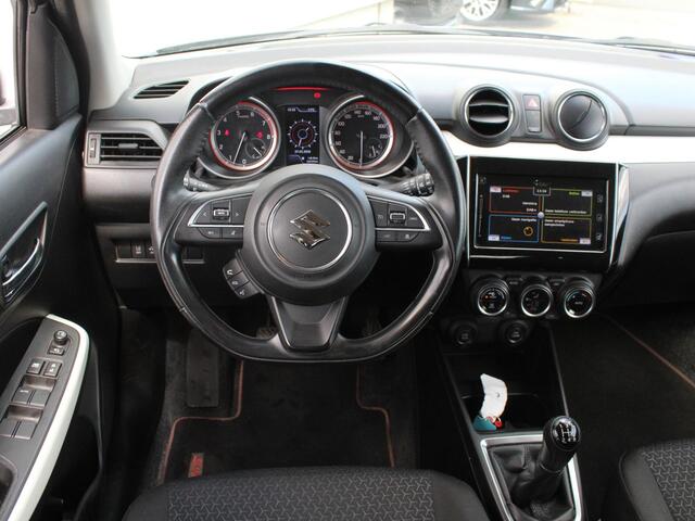 Suzuki SWIFT 1.2 Stijl Smart Hybrid | Navi | Cruise | Clima | Camera | Trekhaak