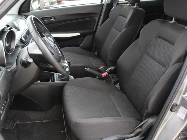Suzuki SWIFT 1.2 Stijl Smart Hybrid | Navi | Cruise | Clima | Camera | Trekhaak