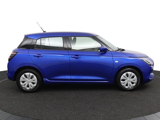 Suzuki SWIFT 1.2 Comfort Smart Hybrid | ¤2200,- | Nieuwe Auto | Navigatie | Keyless Entry | Adaptieve Cruise control | Achteruitrijcamera | Parkeersensoren Achter |