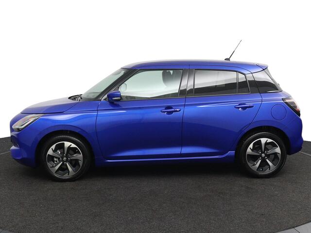 Suzuki SWIFT 1.2 Style Smart Hybrid | ¤2200 Korting | Nieuwe Auto | Automatisch inklapbare buitenspiegels | Stoelverwarming | Dodehoek Detectie | Climate Control |