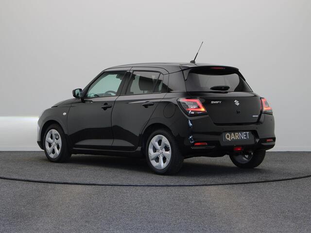 Suzuki SWIFT 1.2 Comfort Smart Hybrid | Achteruitrijcamera | Stoelverwarming | Adaptieve cruise control | Navigatie |