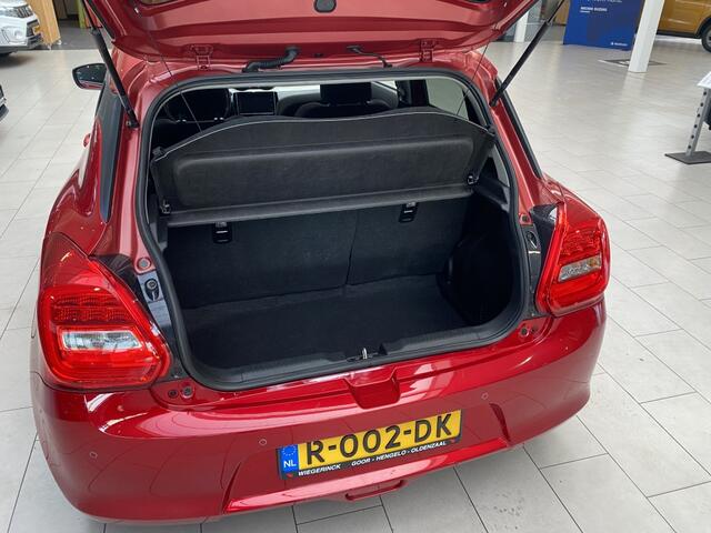 Suzuki SWIFT 1.2 Select automaat [ CARPLAY I ADAPTIEVE CRUISE I CAMERA ]
