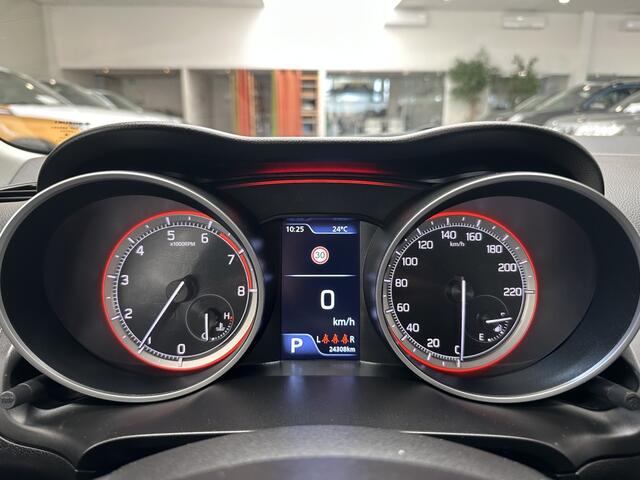 Suzuki SWIFT 1.2 Select automaat [ CARPLAY I ADAPTIEVE CRUISE I CAMERA ]
