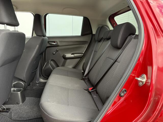 Suzuki SWIFT 1.2 Select Smart Hybrid / Trekhaak met afneembare kogel 1000kg geremd / Navigatie / Fabrieksgarantie tot 2030 / Airco / Apple carplay/Android Auto / Cruise control adaptief /