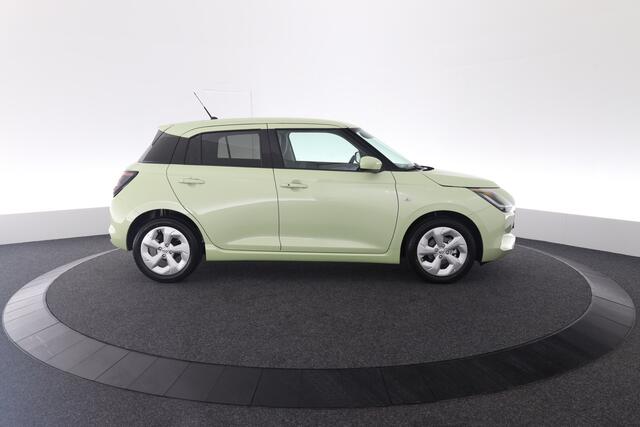 Suzuki SWIFT 1.2 Select Smart Hybrid | ¤ 2.500,- korting