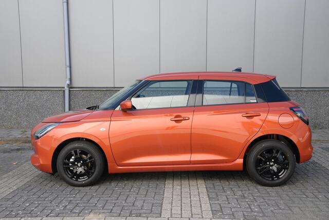 Suzuki SWIFT 1.2 Comfort Smart Hybrid | SUMMER EDITION!! | 15'' ZWARTE LICHTMETALEN VELGEN | 10 JAAR FABRIEKSGARANTIE |