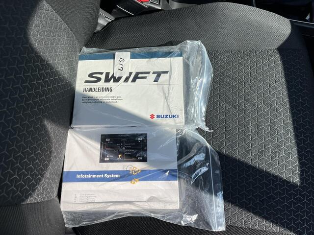 Suzuki SWIFT 1.2 Select Smart Hybrid Automaat | Cruise Controle | Achteruitrijcamera | Apple Carplay/ Android auto |
