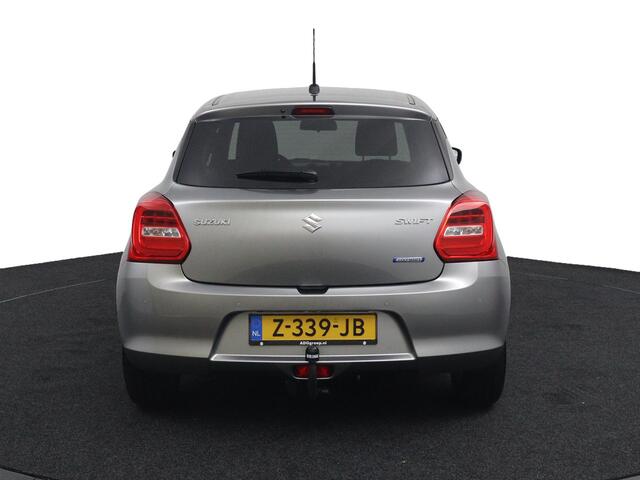 Suzuki SWIFT 1.2 Style Smart Hybrid | Trekhaak | Keyless Entry | Stoelverwarming | Navigatie | Climate Control |