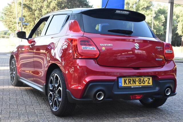 Suzuki SWIFT 1.4 Sport Smart Hybrid | Sportstoelen | Stoelverwarming | BSM | Adaptieve Cruise | 12 mnd BOVAG Garantie | Whatsapp 06-53188999