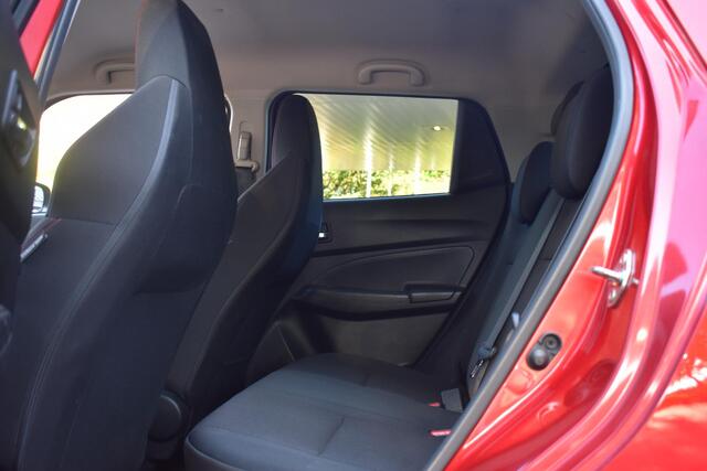 Suzuki SWIFT 1.4 Sport Smart Hybrid | Sportstoelen | Stoelverwarming | BSM | Adaptieve Cruise | 12 mnd BOVAG Garantie | Whatsapp 06-53188999