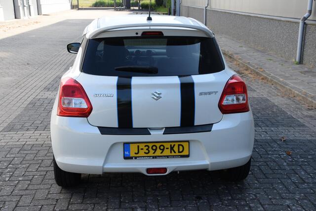 Suzuki SWIFT 1.0 Select | Navigatie | Camera |