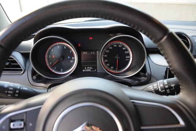 Suzuki SWIFT 1.0 Select | Navigatie | Camera |