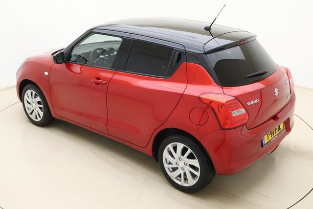Suzuki SWIFT 1.2 Select Smart Hybrid 83pk | Navigatie | Camera | Cruise Control Adaptief | Lichtmetalen Velgen | Airco | Stoelverwarming
