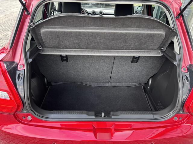 Suzuki SWIFT 1.2 Style Smart Hybrid Automaat Carplay/Clima