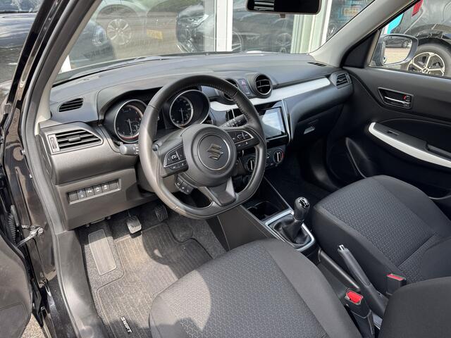 Suzuki SWIFT 1.2 Select Smart Hybrid * Achteruitrijcamera * Stoelverwarming *