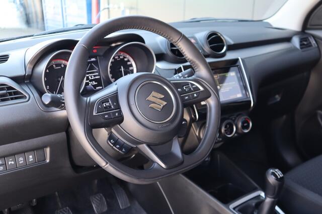 Suzuki SWIFT 1.2 Style SH | Carplay | Parkeersensoren