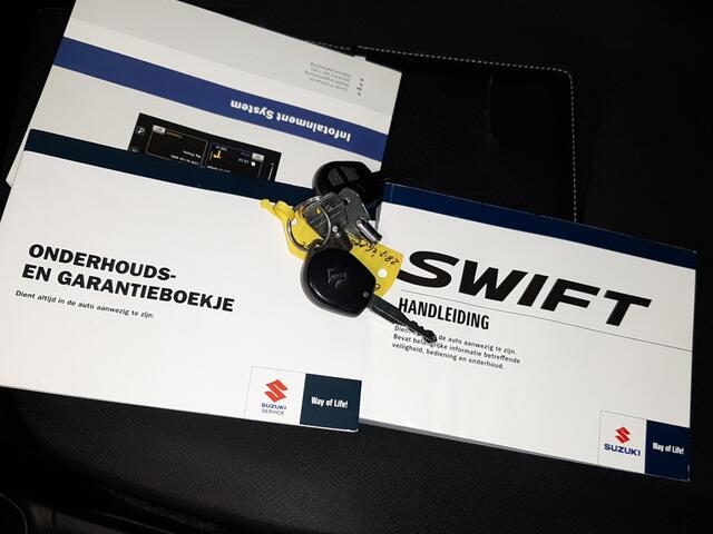 Suzuki SWIFT 1.2 Select Smart Hybrid | Trekhaak | Navigatie | Apple CarPlay/Android Auto | Cruise Control | Stoelverwarming | Achteruitrijcamera |