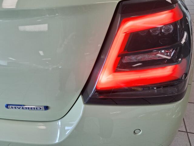 Suzuki SWIFT 1.2 Style Smart Hybrid
